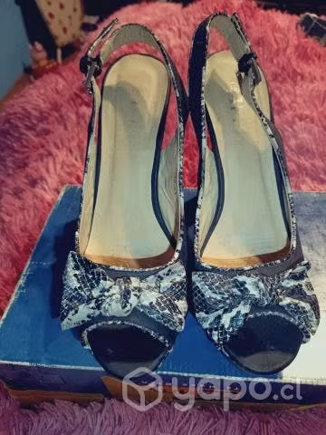 Sandalias 38 poco uso 8000 línea 3