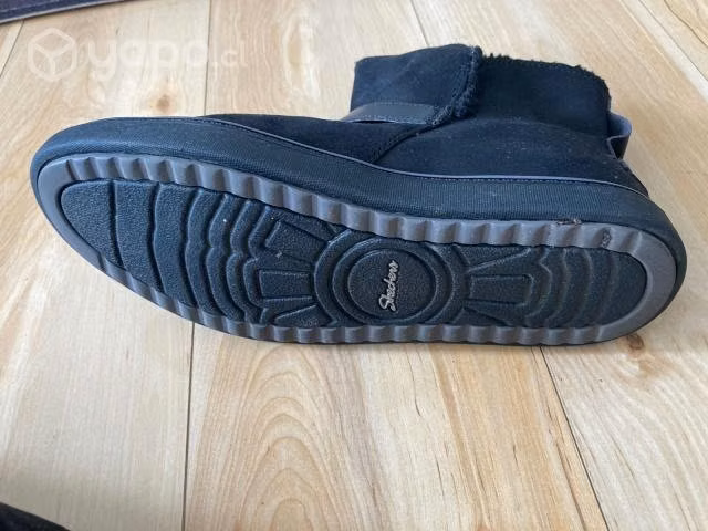 Botines Skechers Casi nuevos dos puestas - Imagen 3