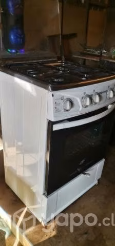 Cocina a gas impecable
