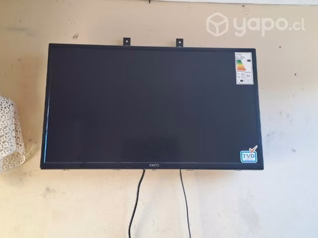 Smart tv como nueva con su control