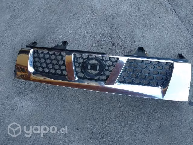 Mascara cromado Nissan Terrano parrilla