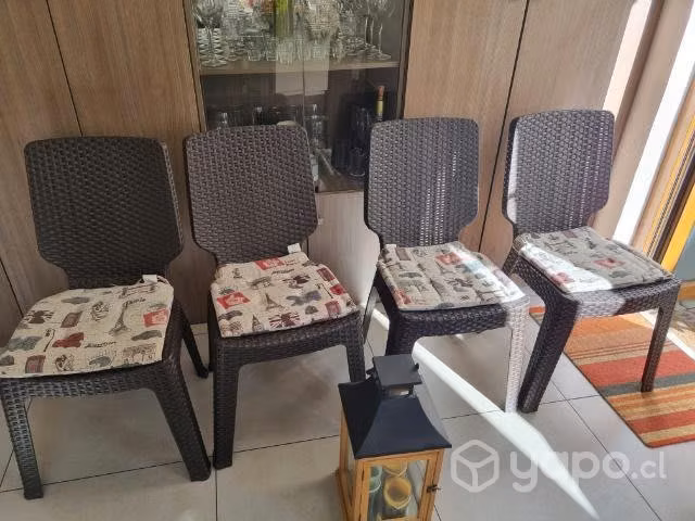 Sillas terraza ratan 4 con cojines