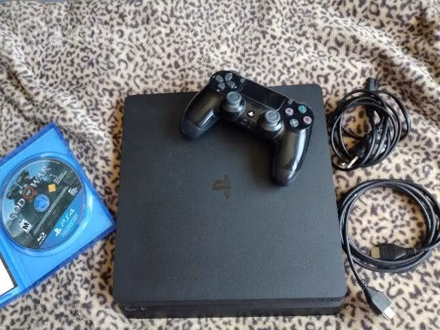 PS4 Slim 1TB