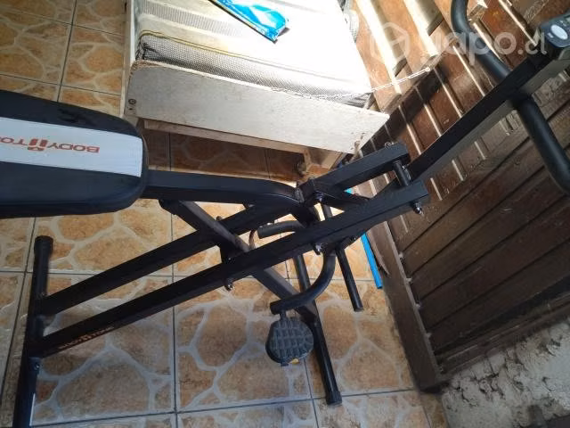 Máquina de ejercicio body tone