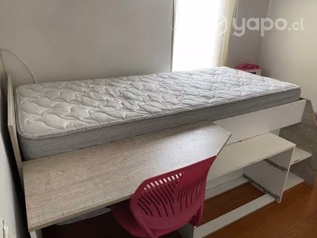 Cama de 1 plaza con escritorio