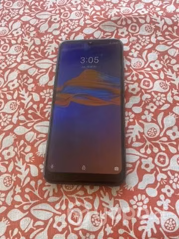 Celular Motorola e(6) plus - Imagen 2