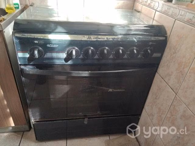 Cocina mademsa gas 6 fuegos usada buen estado func