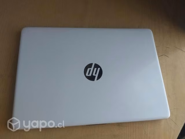 Notebook hp en buen estado, todo funcionando