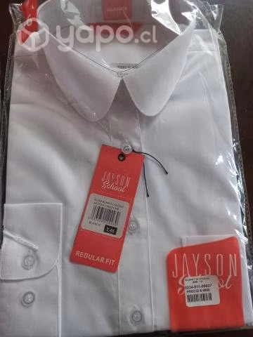 Blusa y delantal blanco de colegio