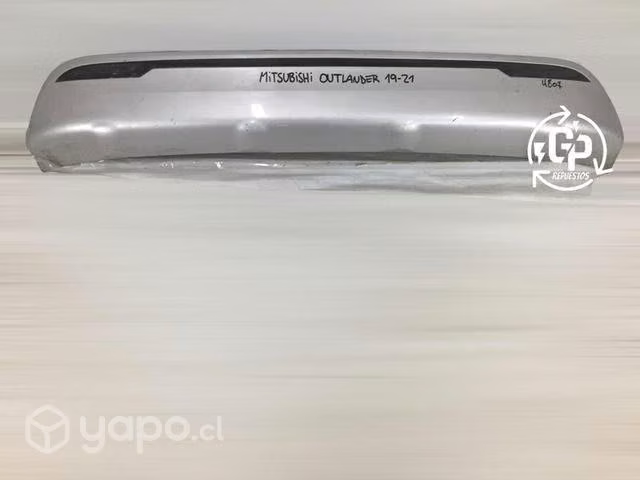 Moldura trasero Mitsubishi Outlander 2019 2021