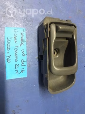 Manilla interior puerta izquierda Nissan Terrano