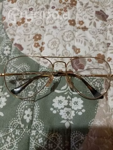 Marco de lentes Ray ban originales con detalle