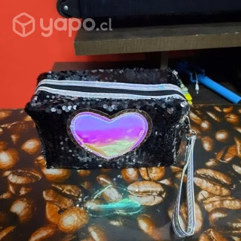Estuche lentejuelas corazón