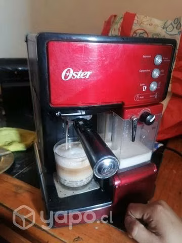Cefetera oster prima latte