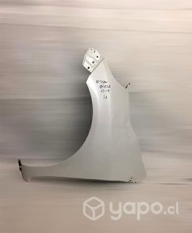 Tapabarro LH Nissan Versa 2012 2019