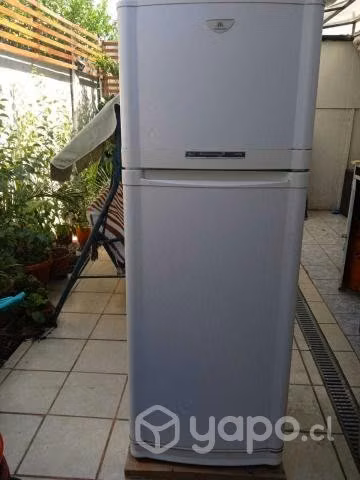 Refrigerador Mademsa