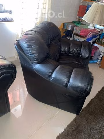 Sillones cuero sintético muy cómodos poco uso
