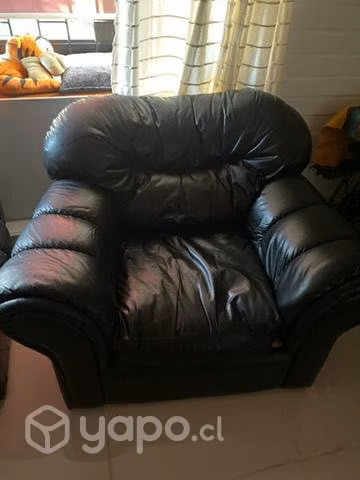 Sillones cuero sintético muy cómodos poco uso