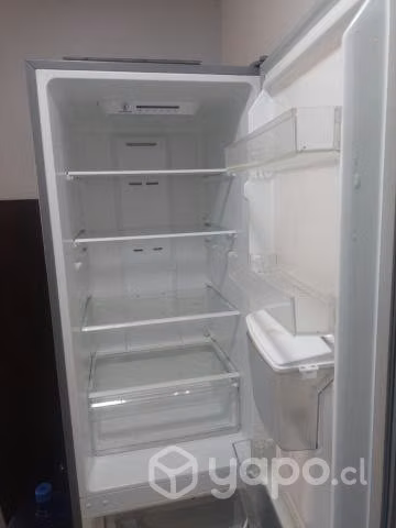 Nevera grande marca Midea - Imagen 3