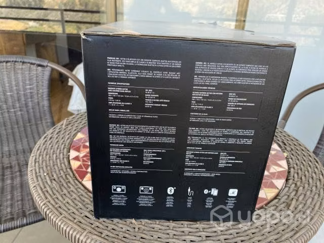 Parlante Marshall Bluetooth Speaker. Nuevo