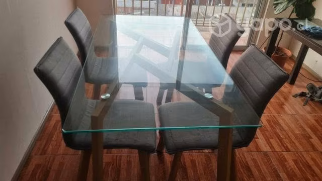 Mesa comedor y sillas