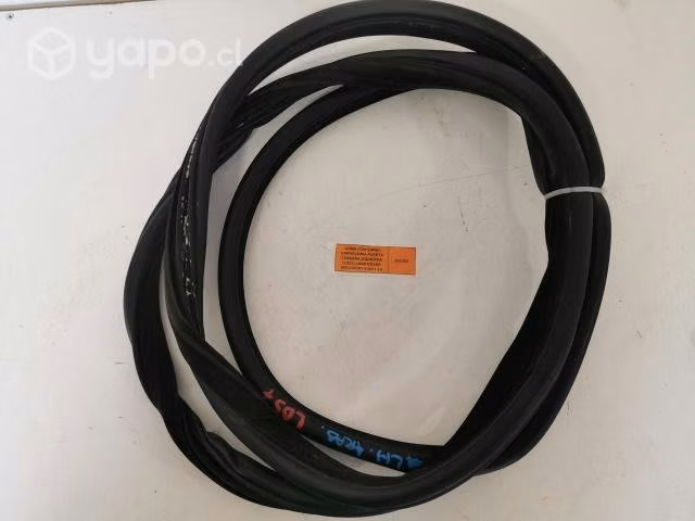 Goma Contorno Carroceria Puerta trasera Izq (LD57