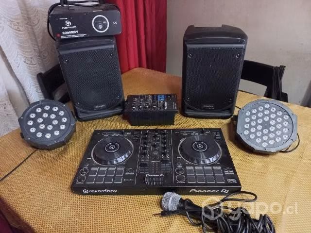 Dj set, controlador pioneer, monitores SAMSON