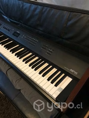 Piano KAWAI MP6