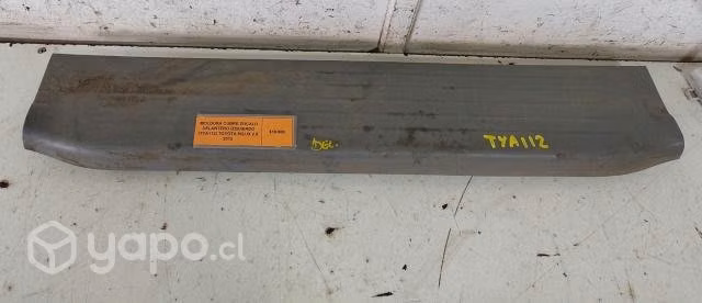Moldura Cubre Zócalo Delantero Izquierdo (TYA112)