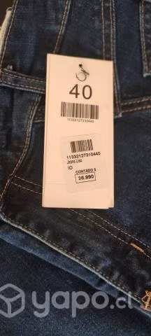Jeans nuevo con etiqueta marca IO talla 40