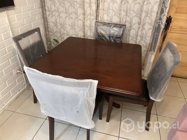 Comedor 4 sillas NUEVO .