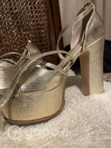 Zapatos de novia, marca bendita Dominga