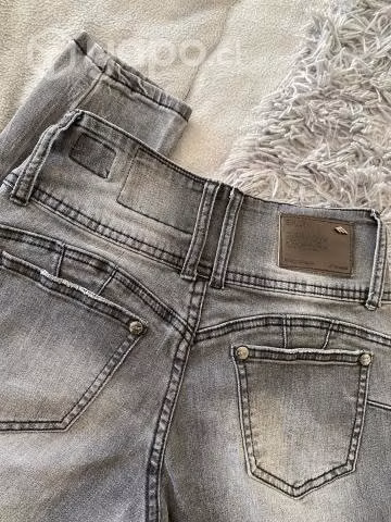 Jeans Ellus talla 38 elasticados