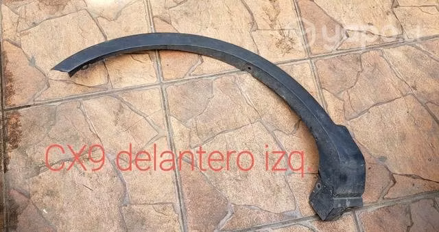 Moldura paso rueda delantera izquierda CX9 2013 17