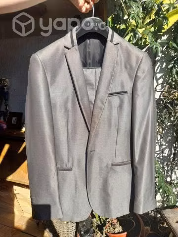 traje talla 44 impecables