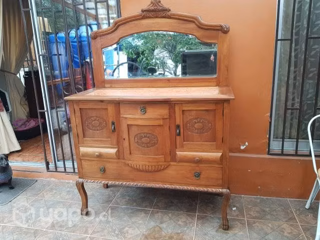 Compro muebles finos, vitrinas, comedores, arrimos