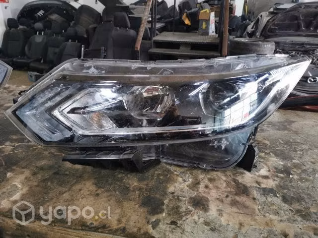 Optico izquierdo nissan qashqai 2020 B