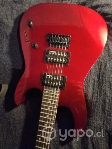 Guitarra electrica Jackson Dinky™ JS12