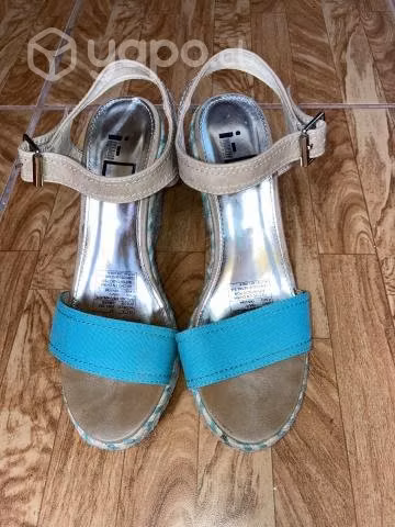 Zapatos/ Sandalias altas