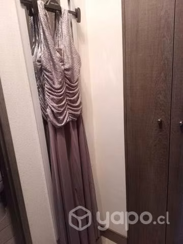 Estiloso vestido de fiesta