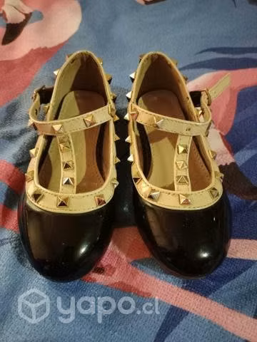 Zapatos charol niña