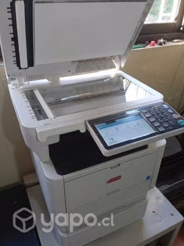 Impresora multifuncional fotocopiadora escaner oki