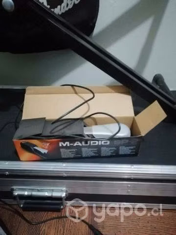 Sintetizador Roland Juno Ds61 + case + atril + ped