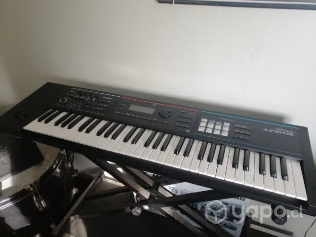 Sintetizador Roland Juno Ds61 + case + atril + ped