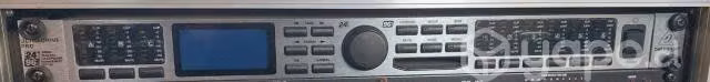 Procesador Behringer Ultradrive Pro DCX2496