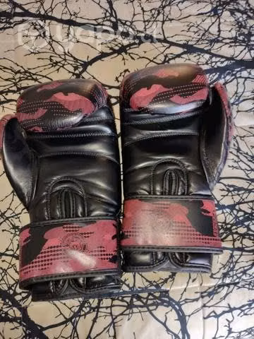 Guantes de boxeo nuevos precio conversable