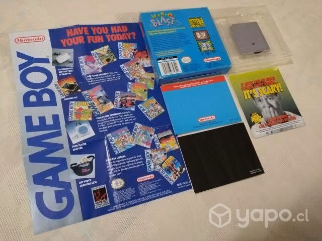 J104: juego gb con caja: wario blast (bomberman)