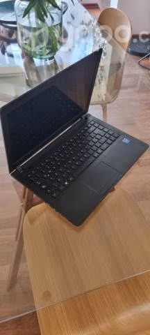 Lenovo Idepad 100 14iby más cargador original