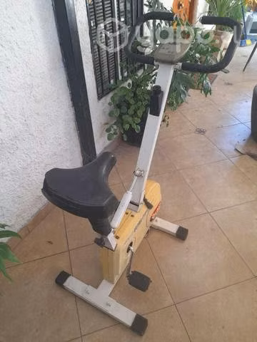 Bicicleta de ejercicios - Imagen 2