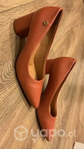 Zapatos marca brasileña tacones talla 37